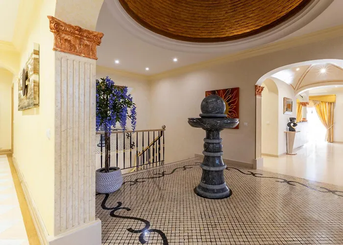 Exceptional With Pool, Tennis Court, Games Villa *