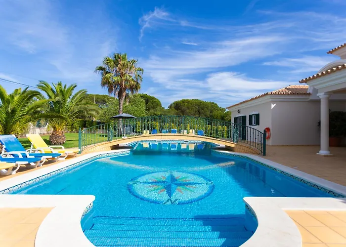 Exceptional With Pool, Tennis Court, Games * Quarteira