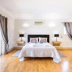 Exceptional With Pool, Tennis Court, Games * Quarteira